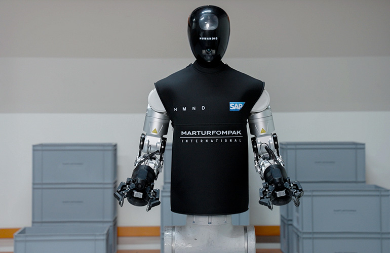 Humanoid 使用 SAP 和 Martur Fompak 完成实时 HMND PoC