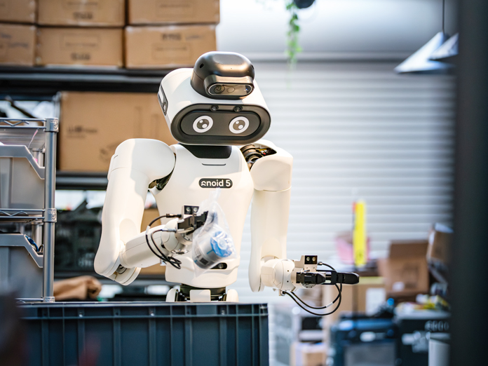 Automate 2026：Robot.com 推出 R-noid 人形机器人